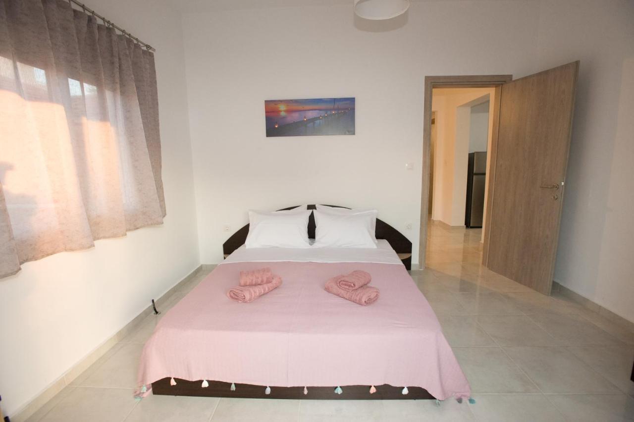 Sea Gem Apartment 1 Néoi Epivátai Eksteriør billede