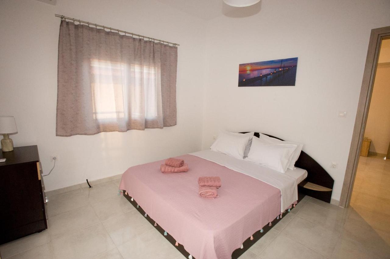 Sea Gem Apartment 1 Néoi Epivátai Eksteriør billede