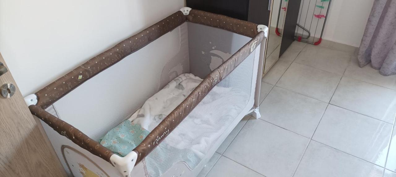 Sea Gem Apartment 1 Néoi Epivátai Eksteriør billede